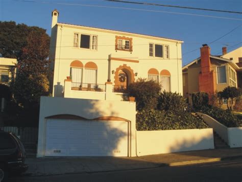 Four-bedroom home sells for $2.1 million in Oakland